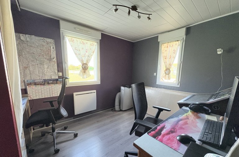 Photo 6